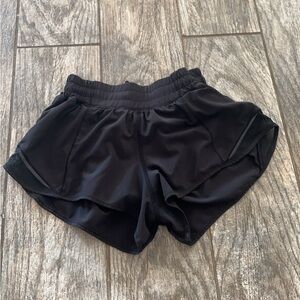 lululemon hotty hot black size 4